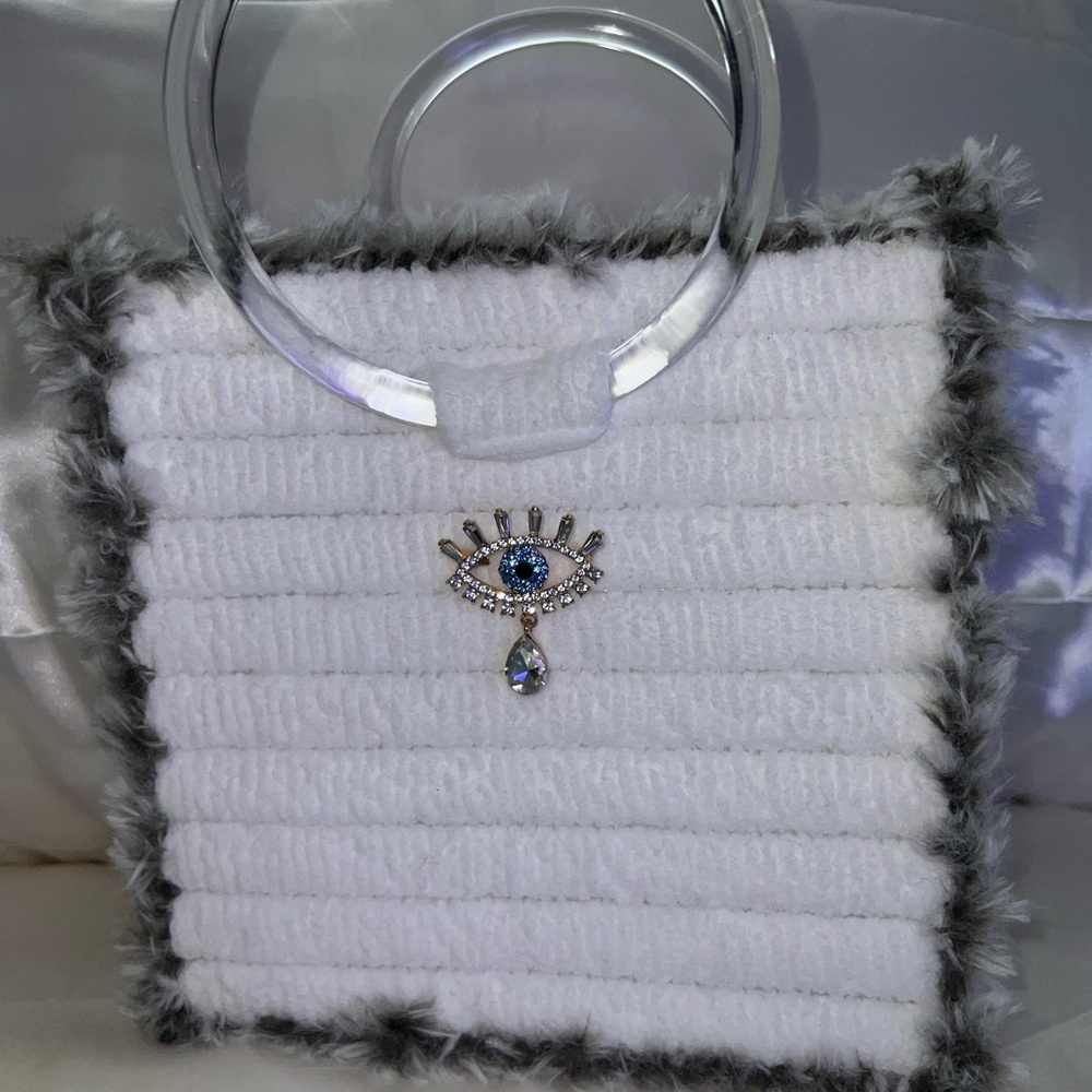 HANDMADE!! - Picture 3 of 3